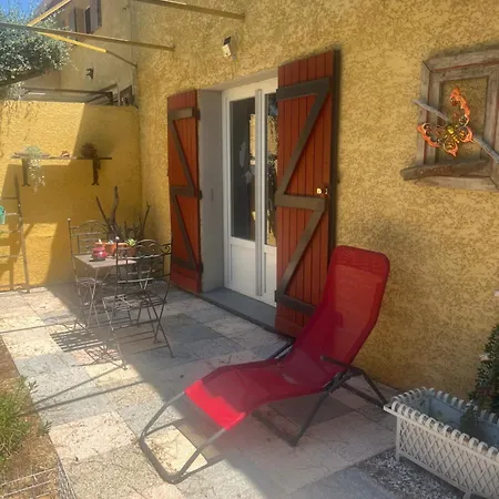 Du Ruisseau Apartamento *